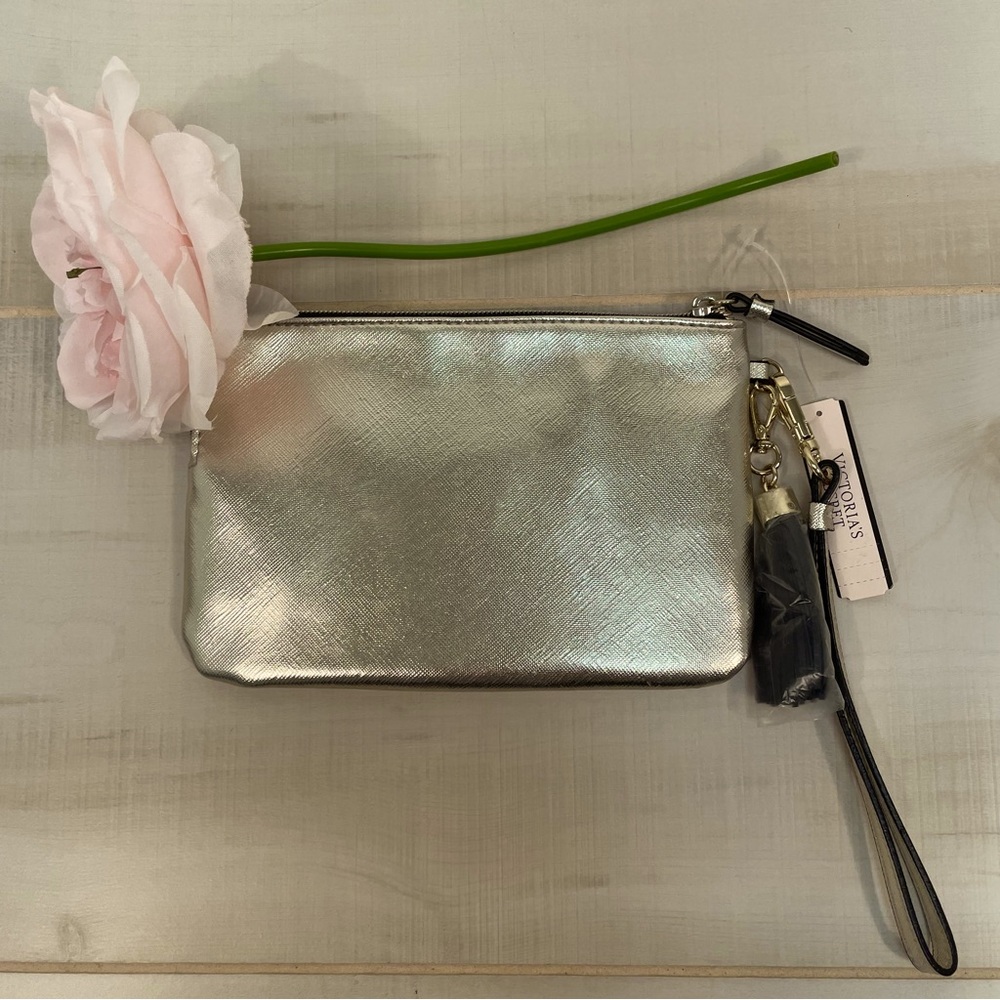 Victoria’s Secret NWT Gold Zipper Cosmetic Bag Wristlet - Picture 2 of 8